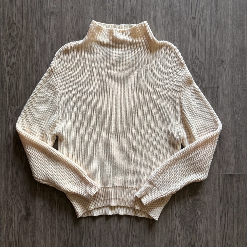 Aritzia Wool Pullover Knit Sweater